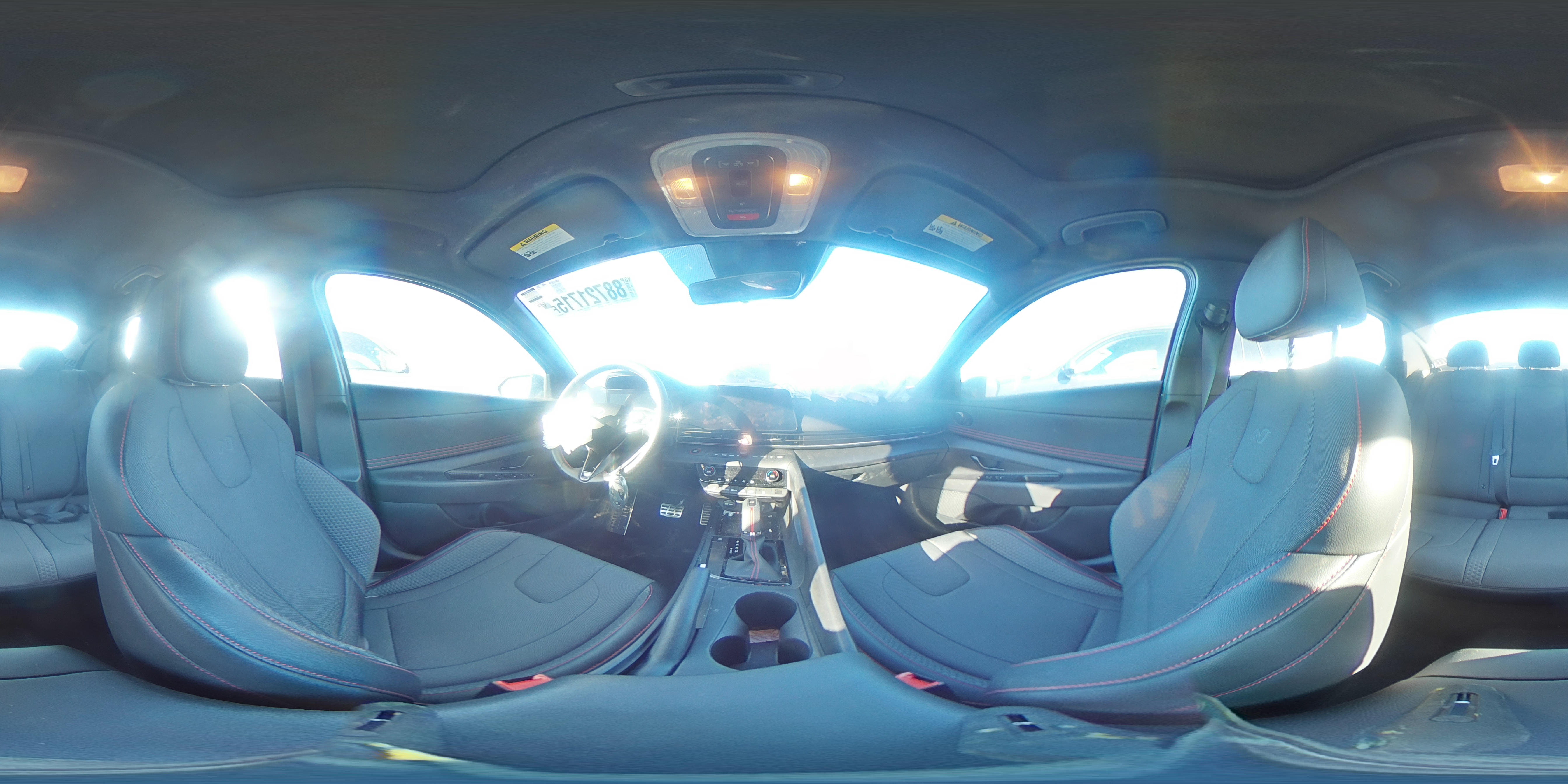 2024 Hyundai Elantra - Image 12