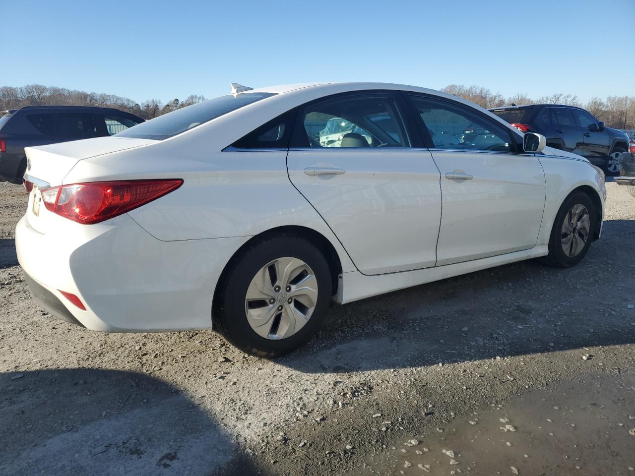 2014 Hyundai Sonata - Image 3