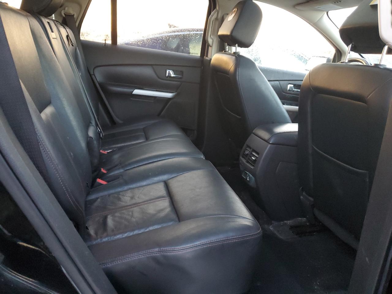 2012 Ford Edge - Image 11