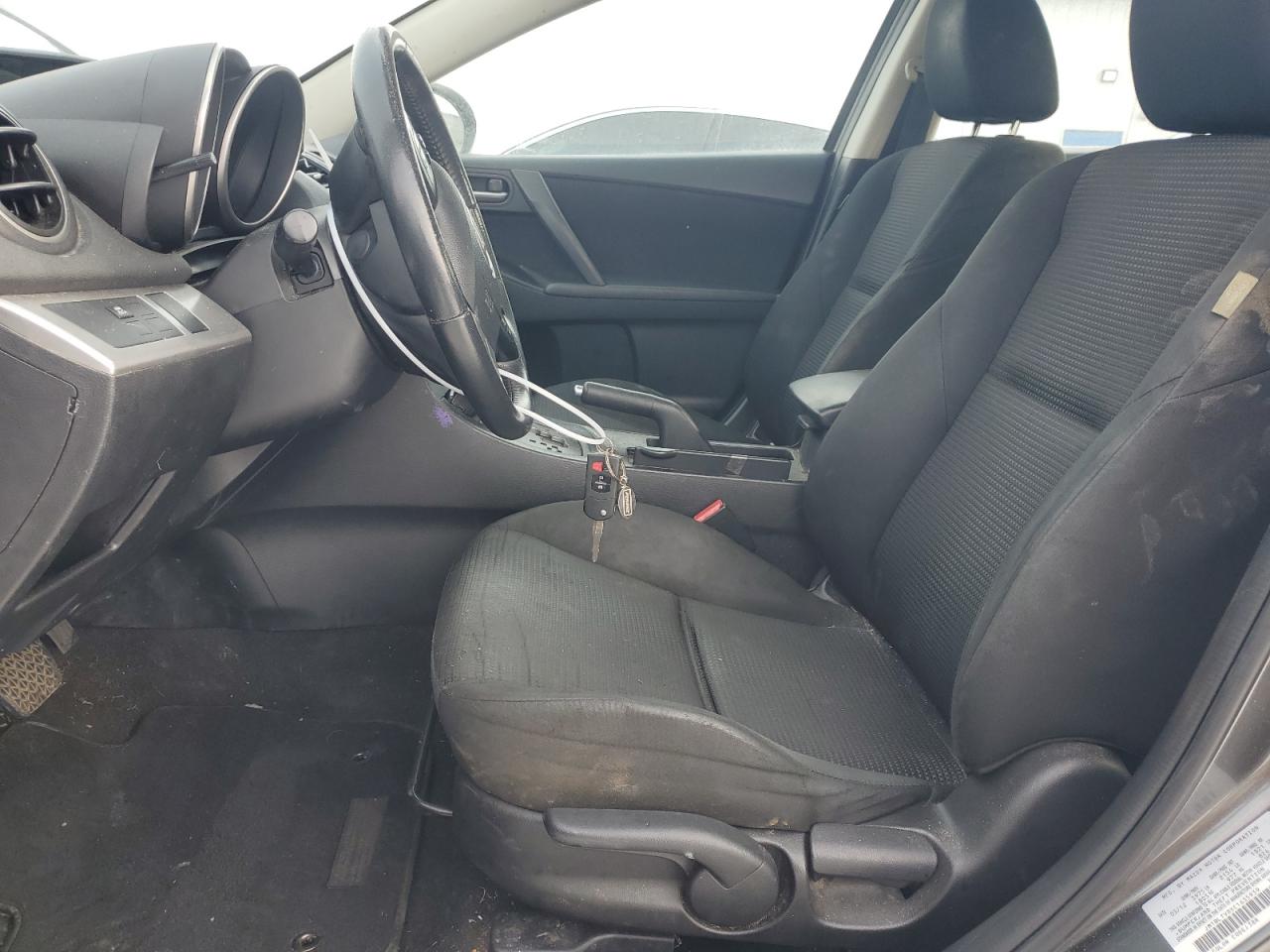 2012 Mazda 3 - Image 7