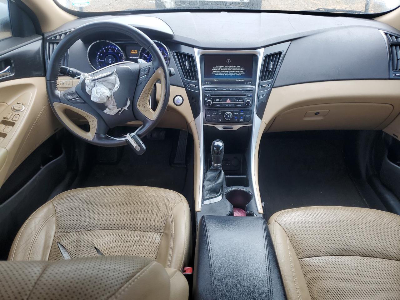 2014 Hyundai Sonata - Image 10
