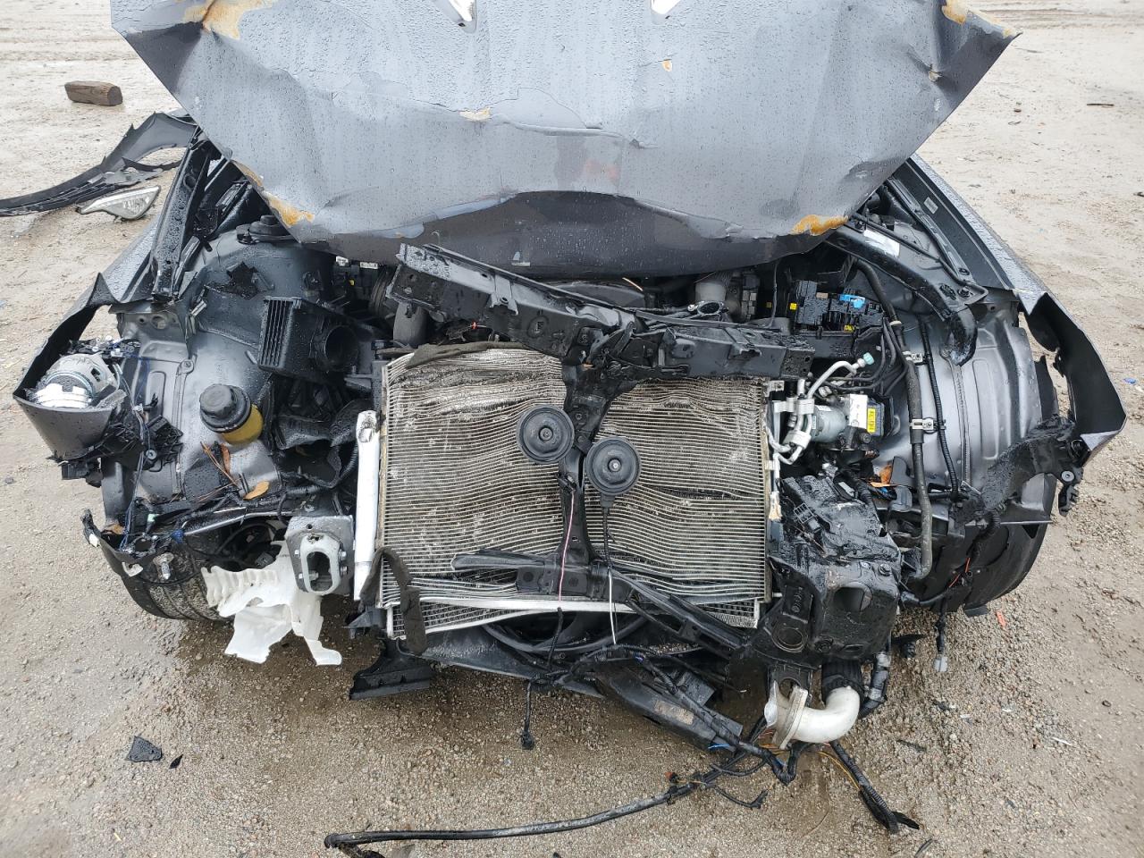 2014 Hyundai Genesis - Image 12