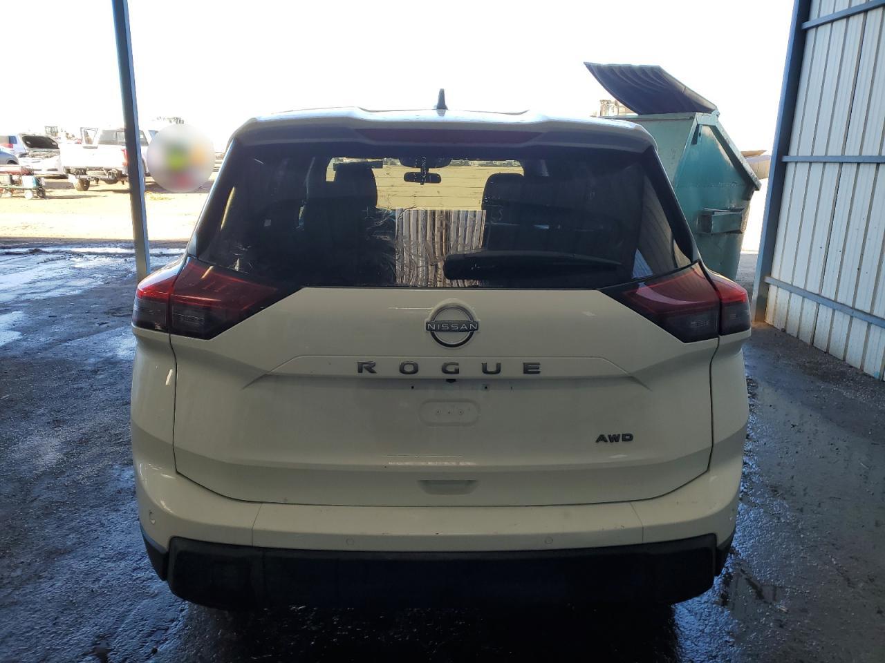 2024 Nissan Rogue - Image 6