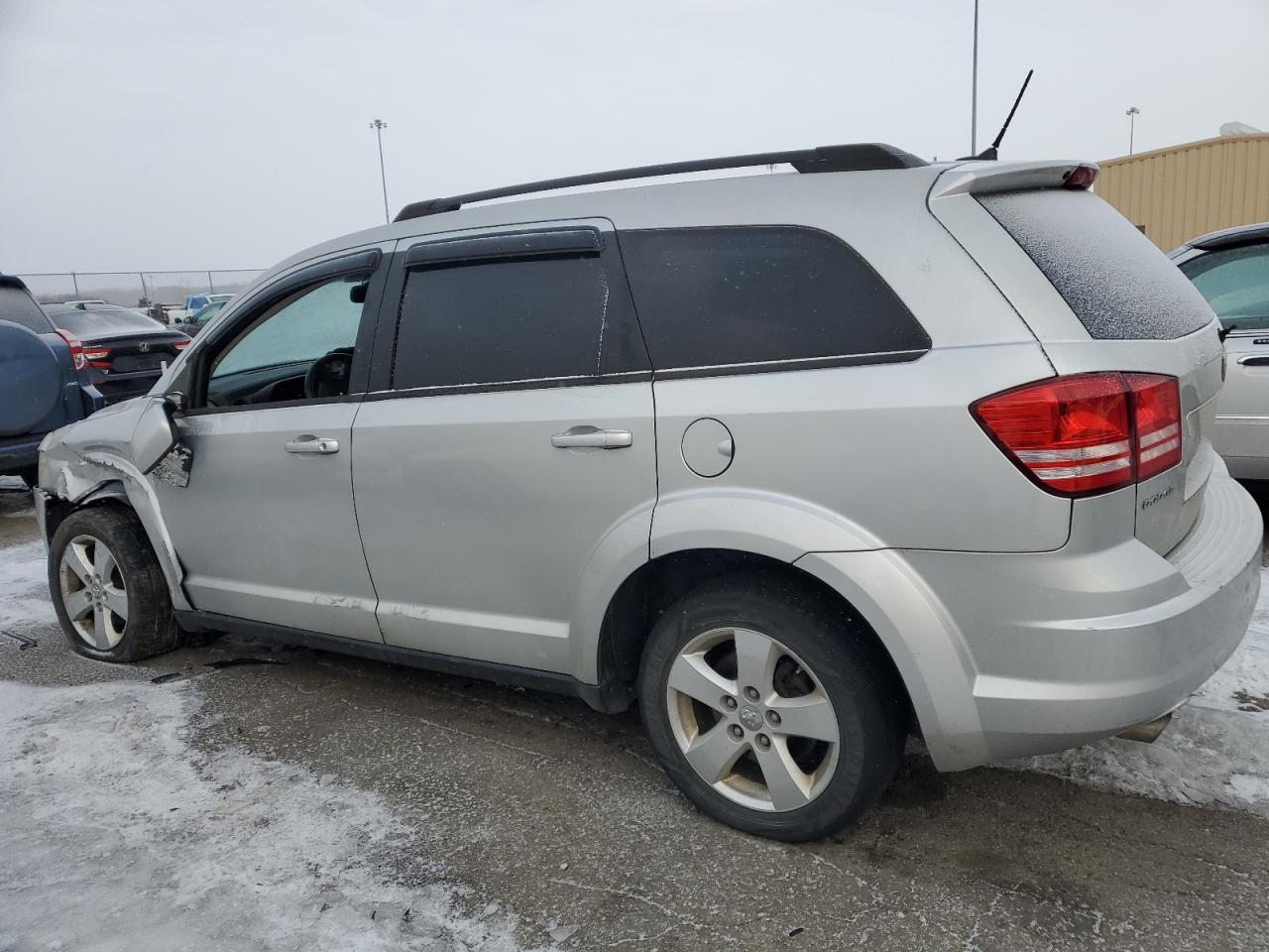 2010 Dodge Journey - Image 2