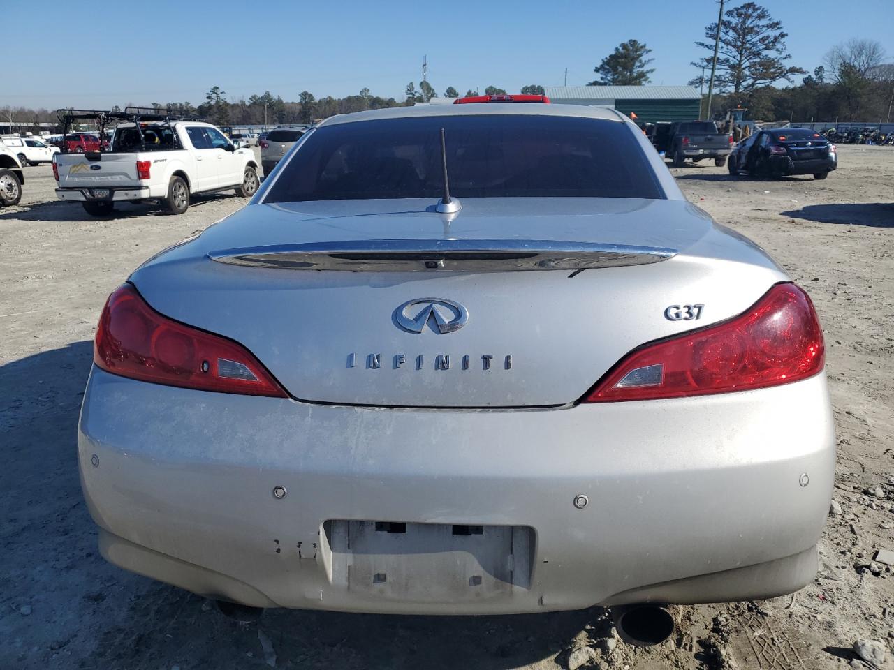 2011 Infiniti G - Image 6