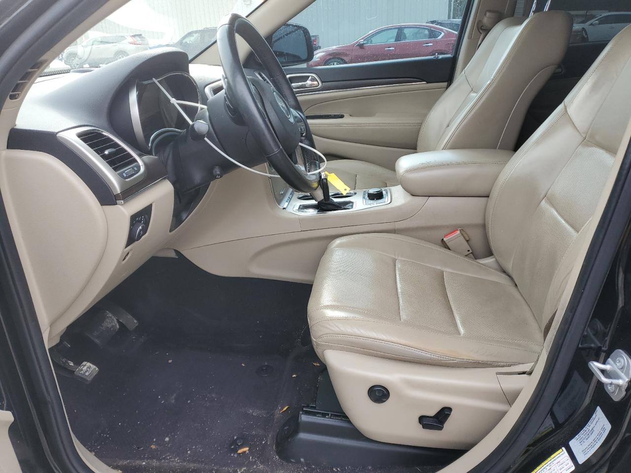 2017 Jeep Grand Cherokee - Image 7