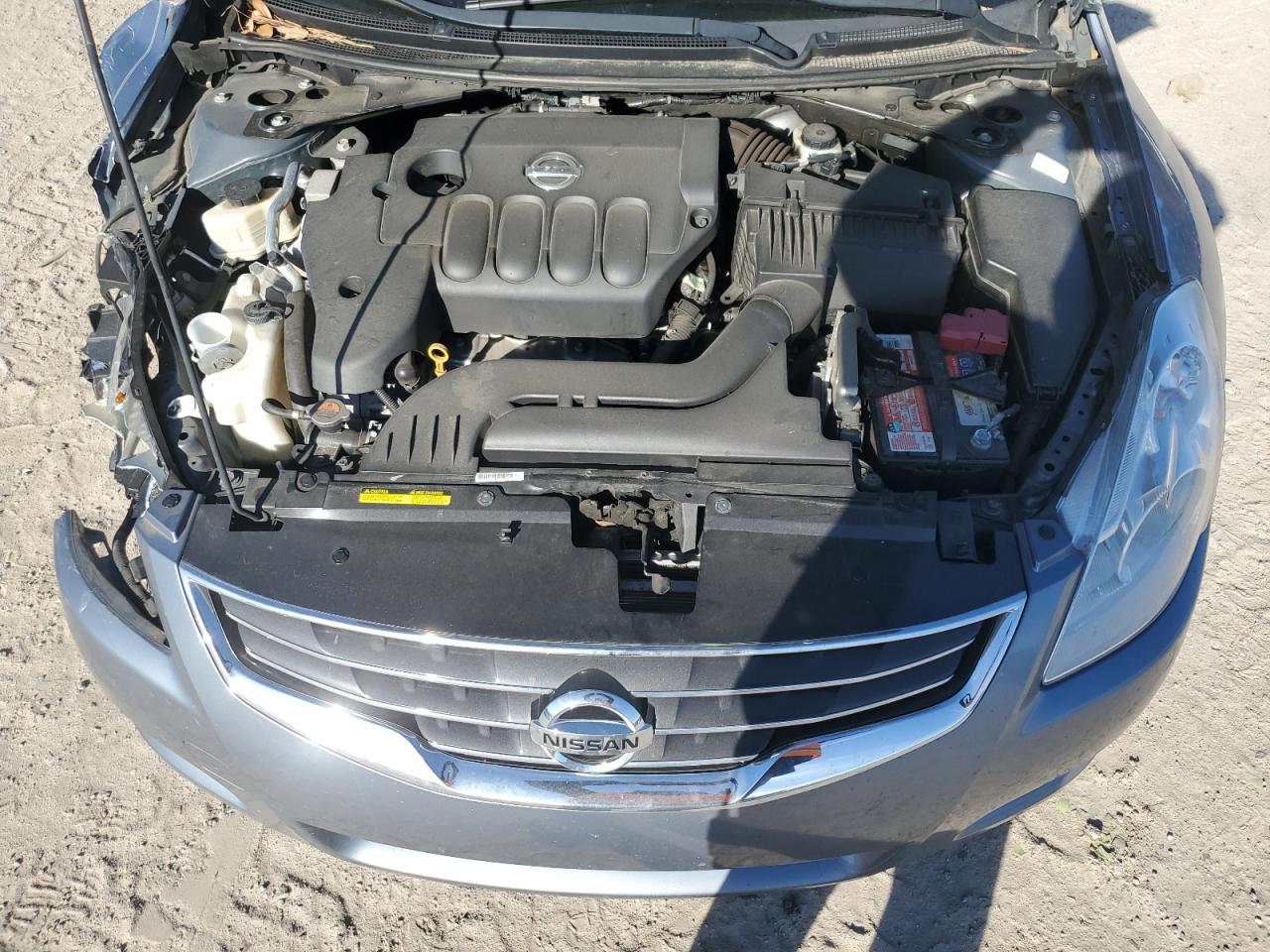 2011 Nissan Altima - Image 12