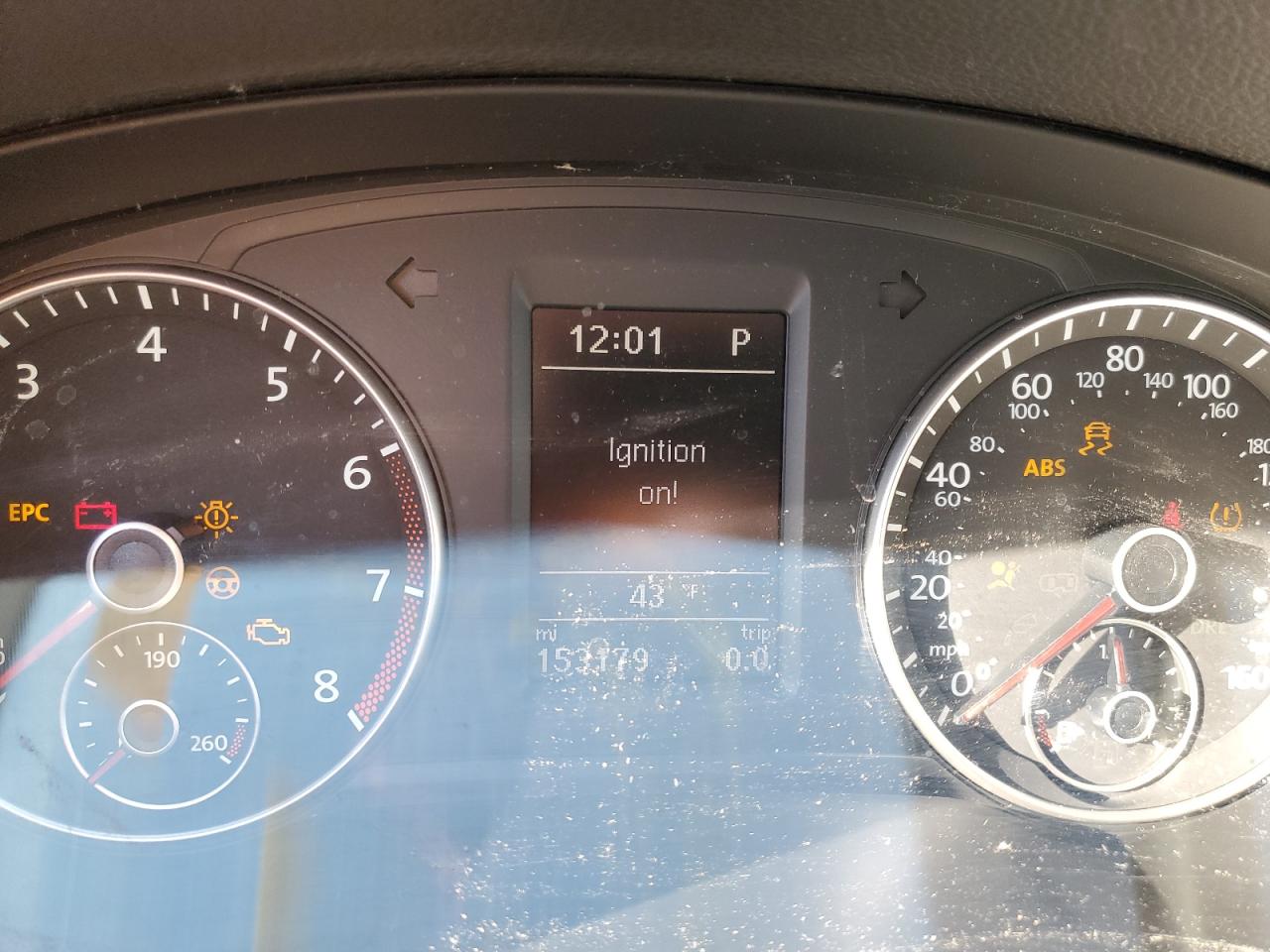 2015 Volkswagen Passat - Image 9