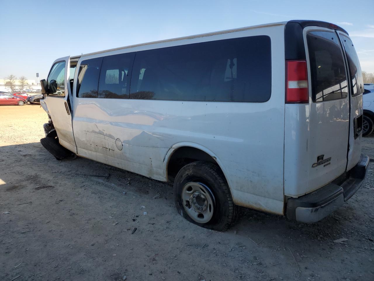 2015 Chevrolet Express - Image 2