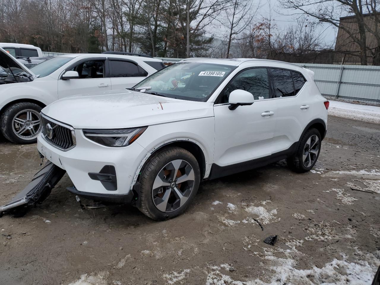 North Billerica, MA에서 판매 중인 2023 Volvo Xc40 Ultimate - Front End