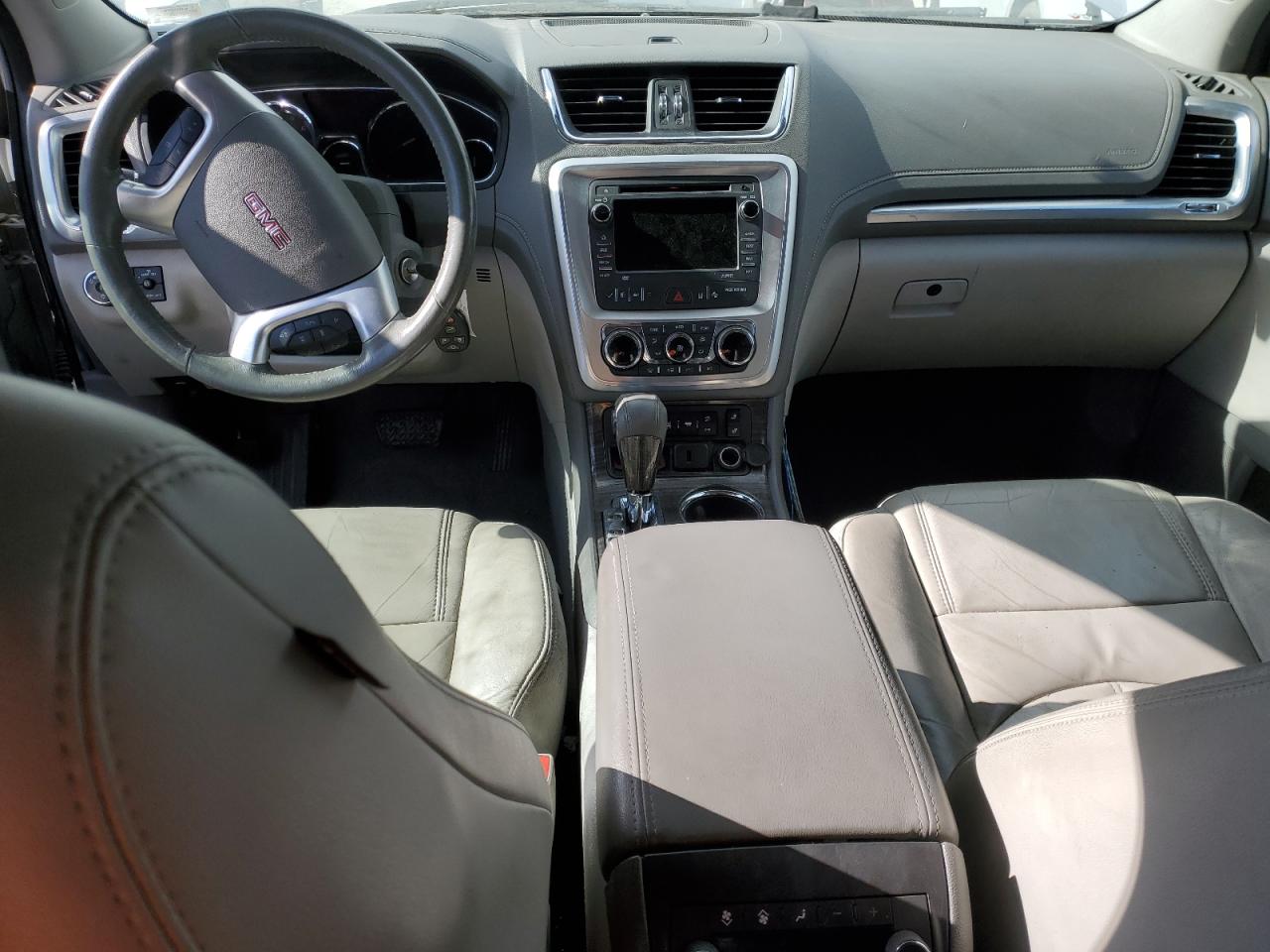 2016 GMC Acadia - Image 8