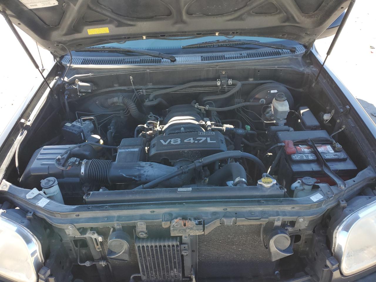 2005 Toyota Tundra - Image 11