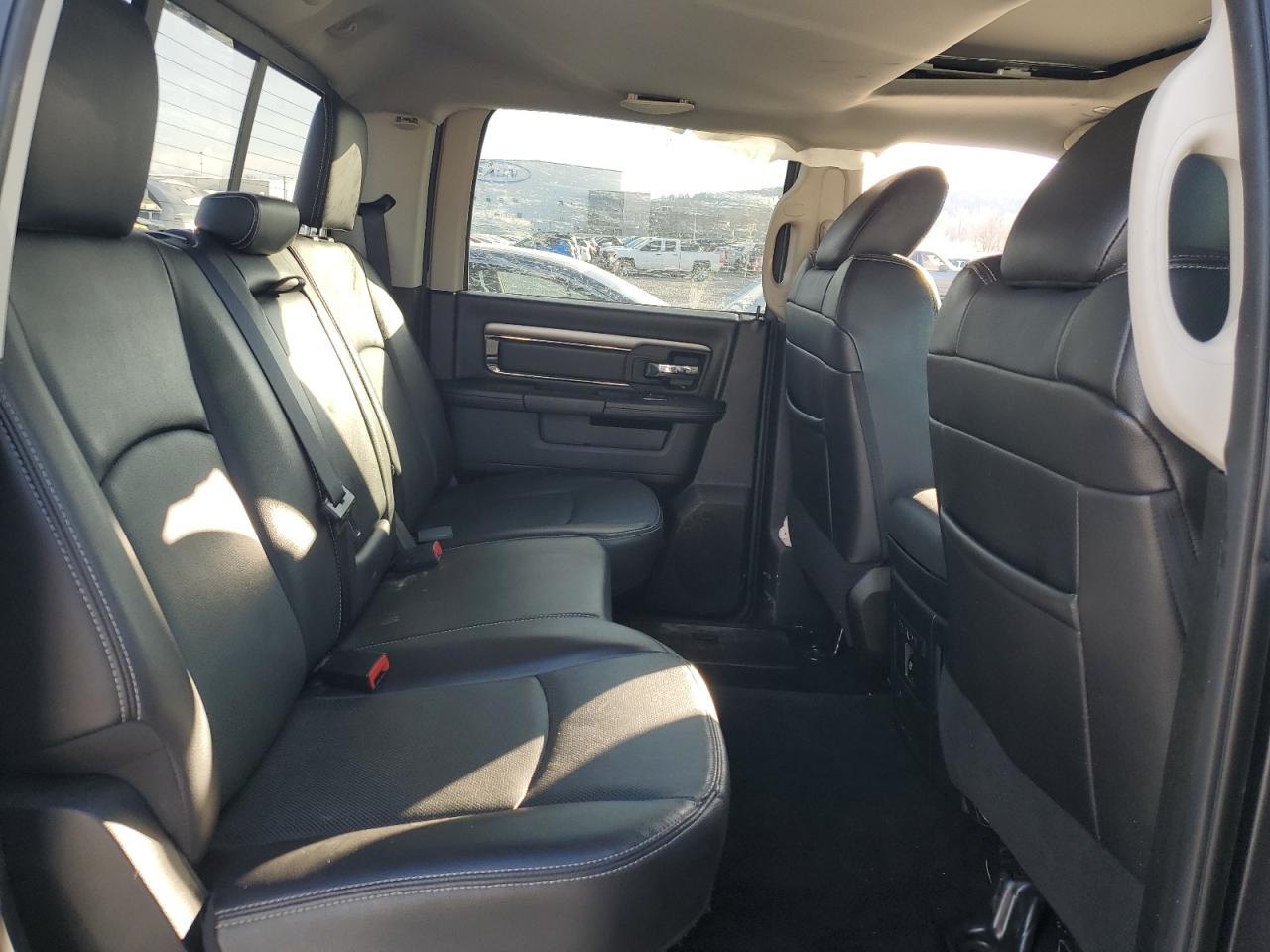 2017 RAM 1500 - Image 10