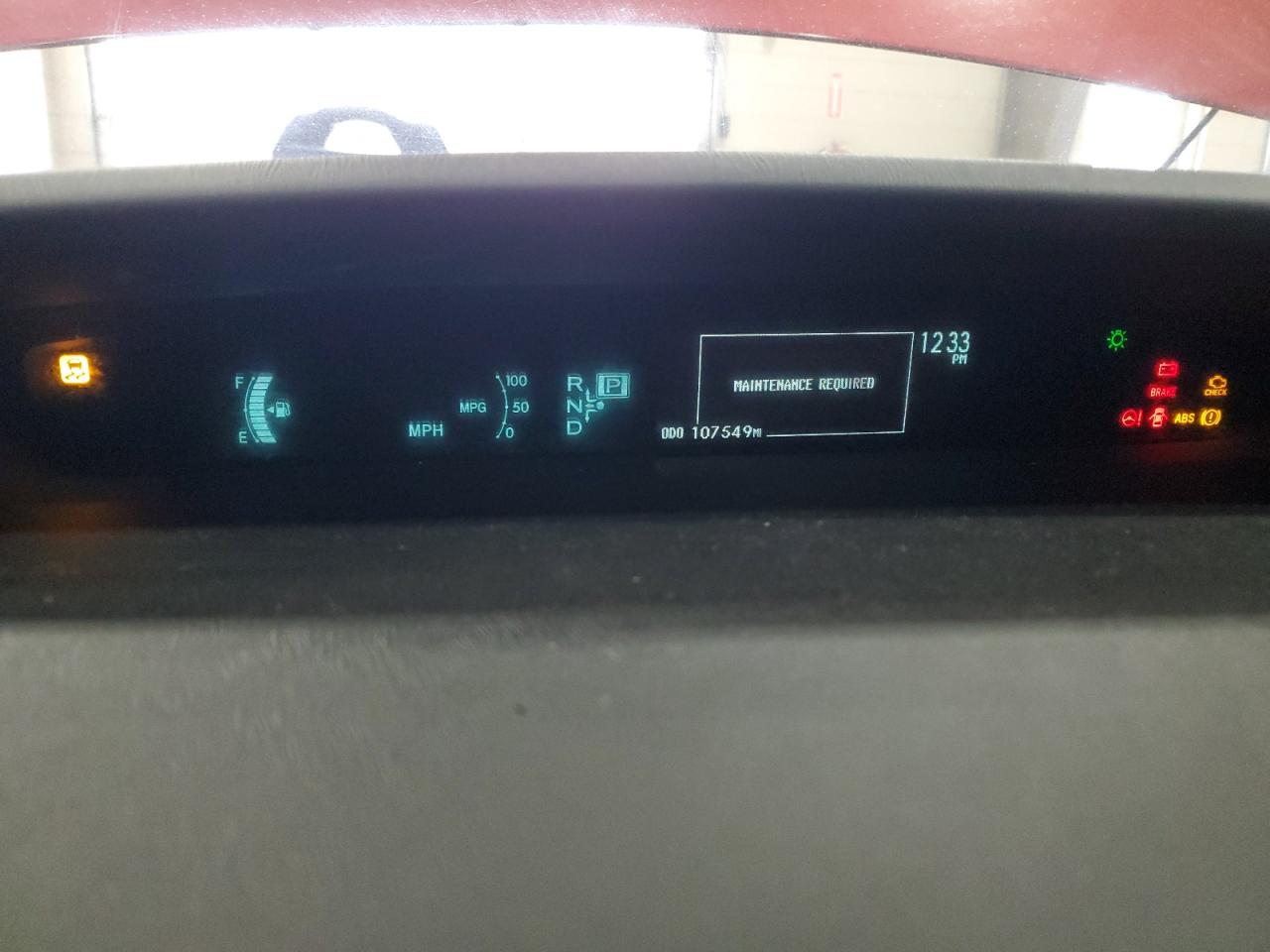2015 Toyota Prius - Image 9