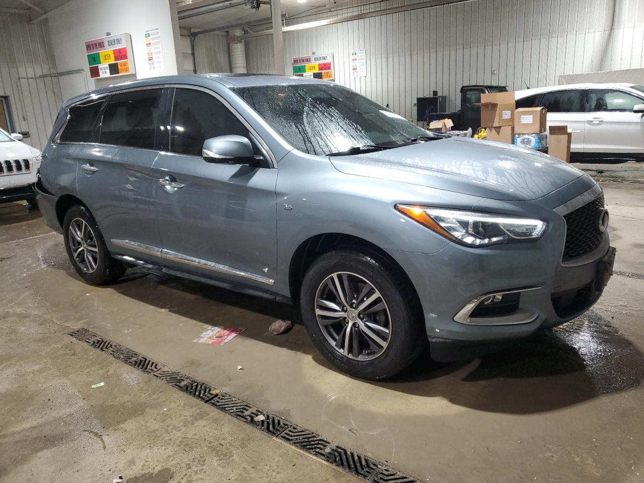 2018 Infiniti QX60 - Image 4