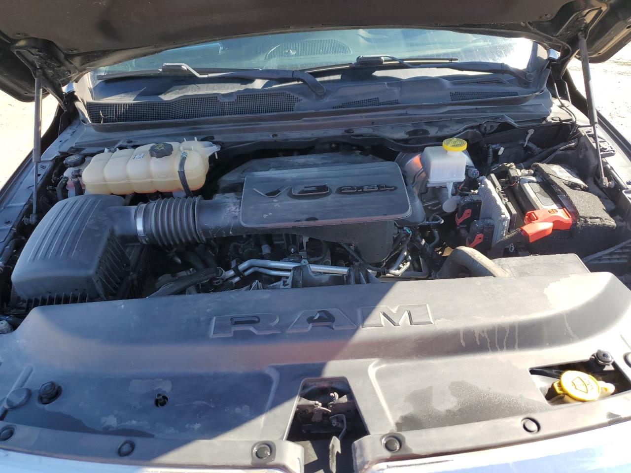 2021 RAM 1500 - Image 11