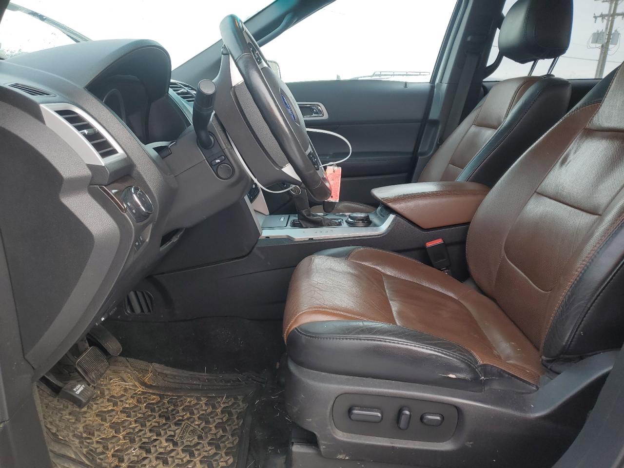 2014 Ford Explorer - Image 7