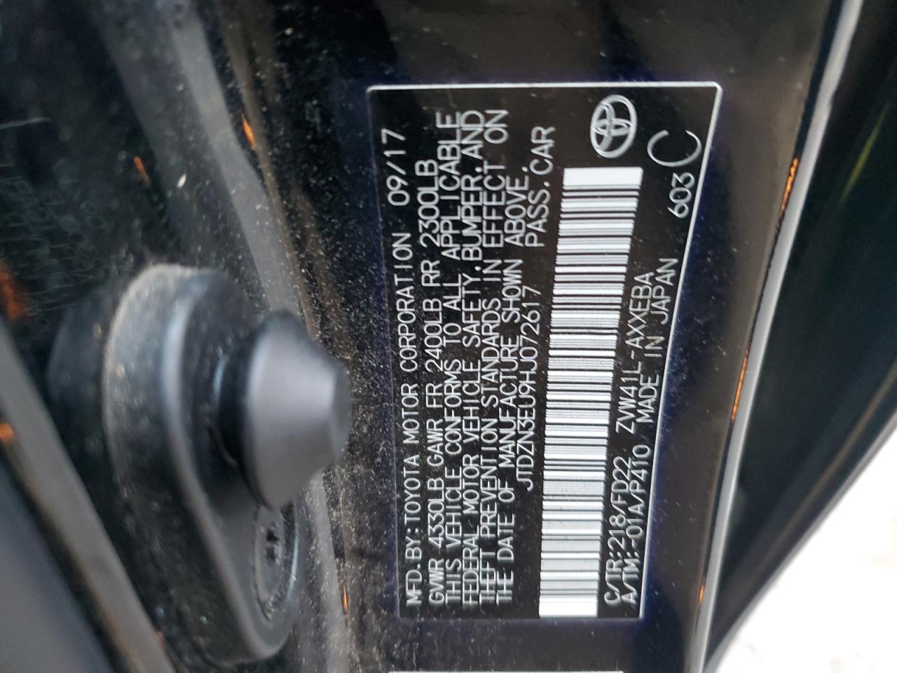 2017 Toyota Prius - Image 12