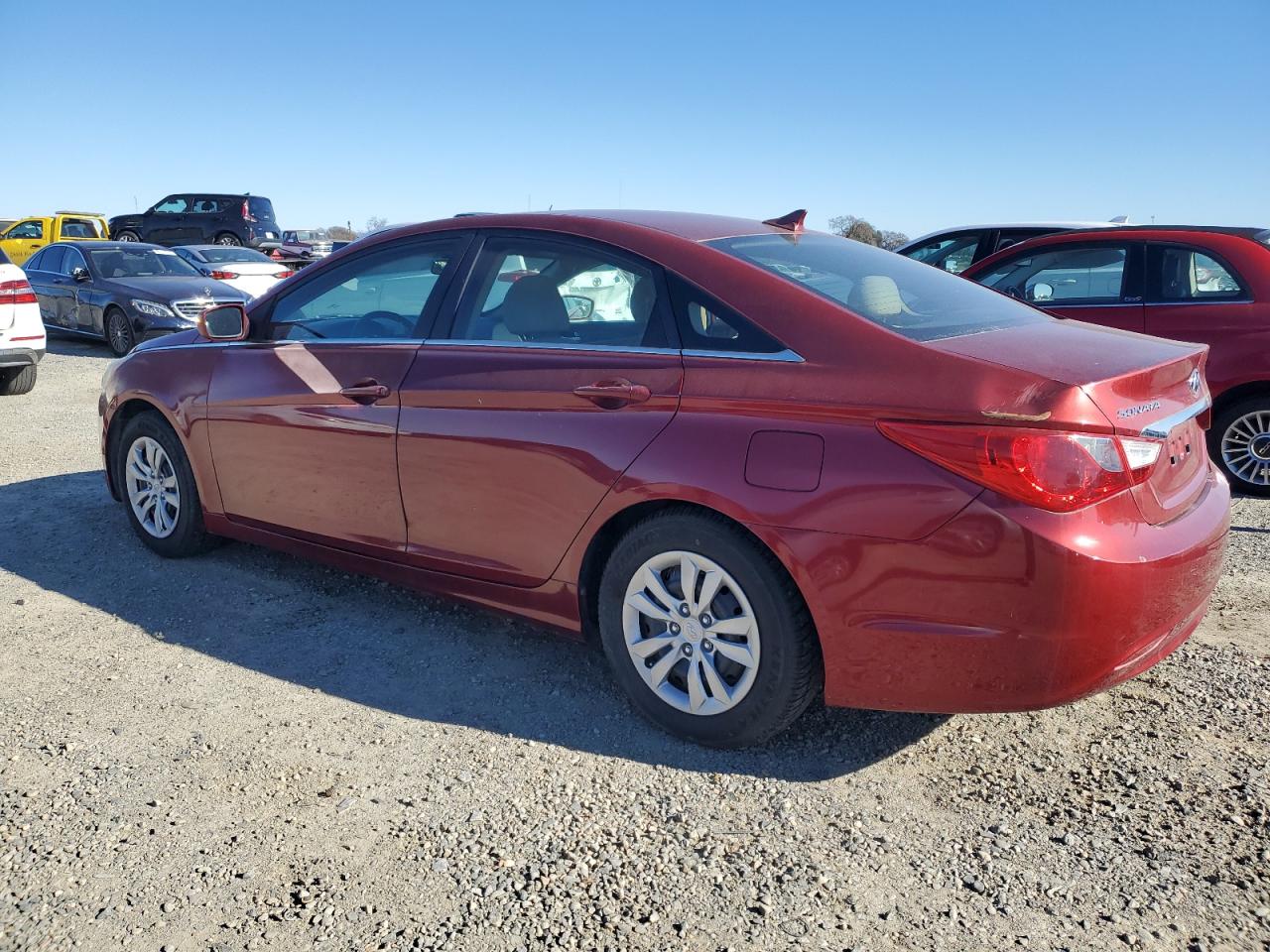 2011 Hyundai Sonata - Image 2