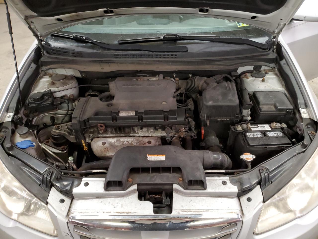 2010 Hyundai Elantra - Image 11