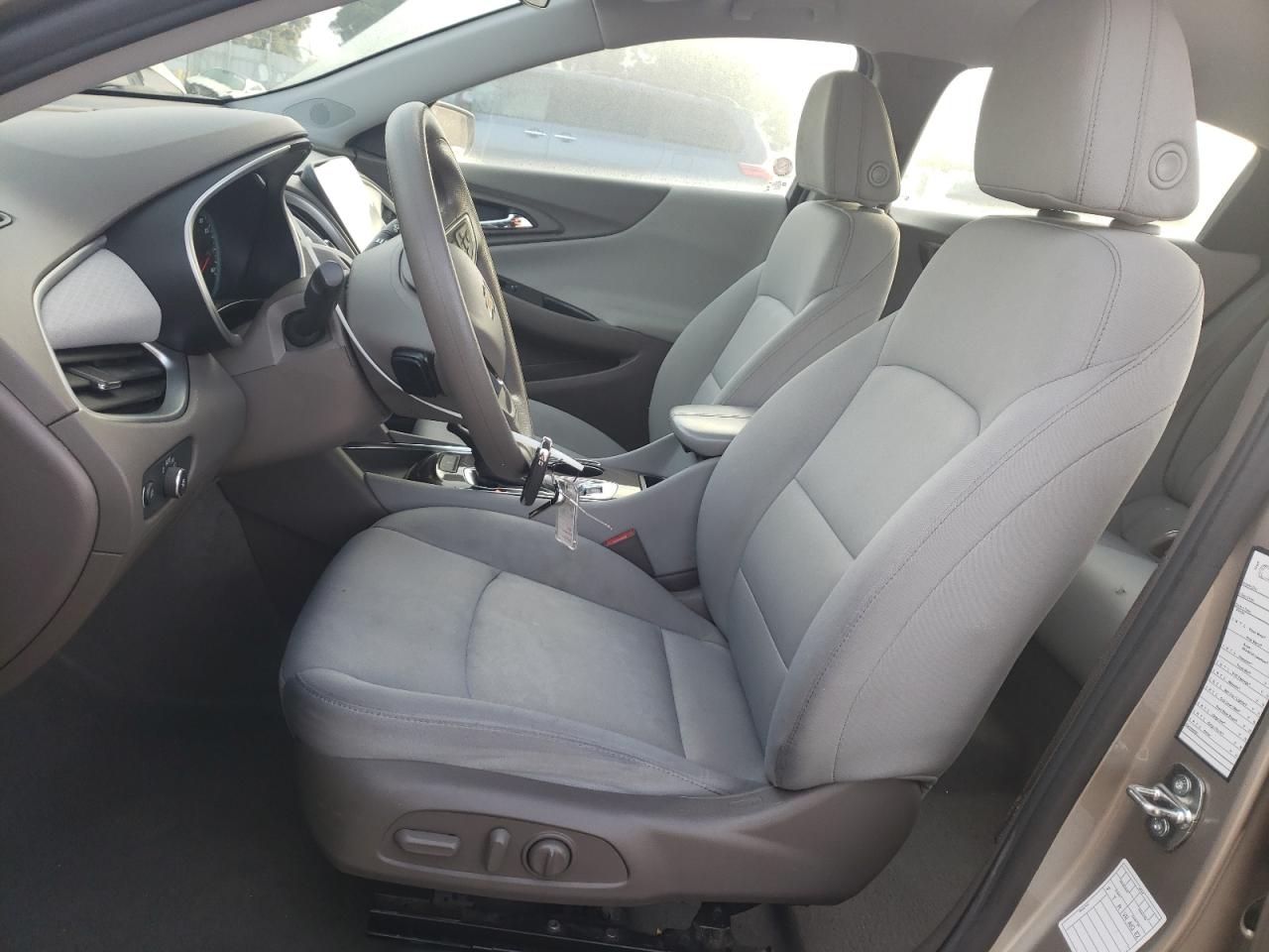 2022 Chevrolet Malibu - Image 7