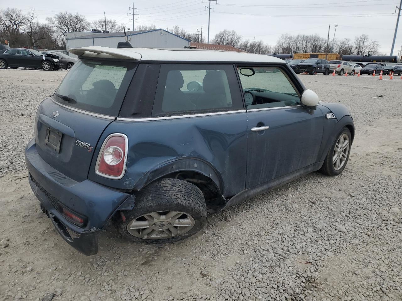 2011 MINI Cooper - Image 3