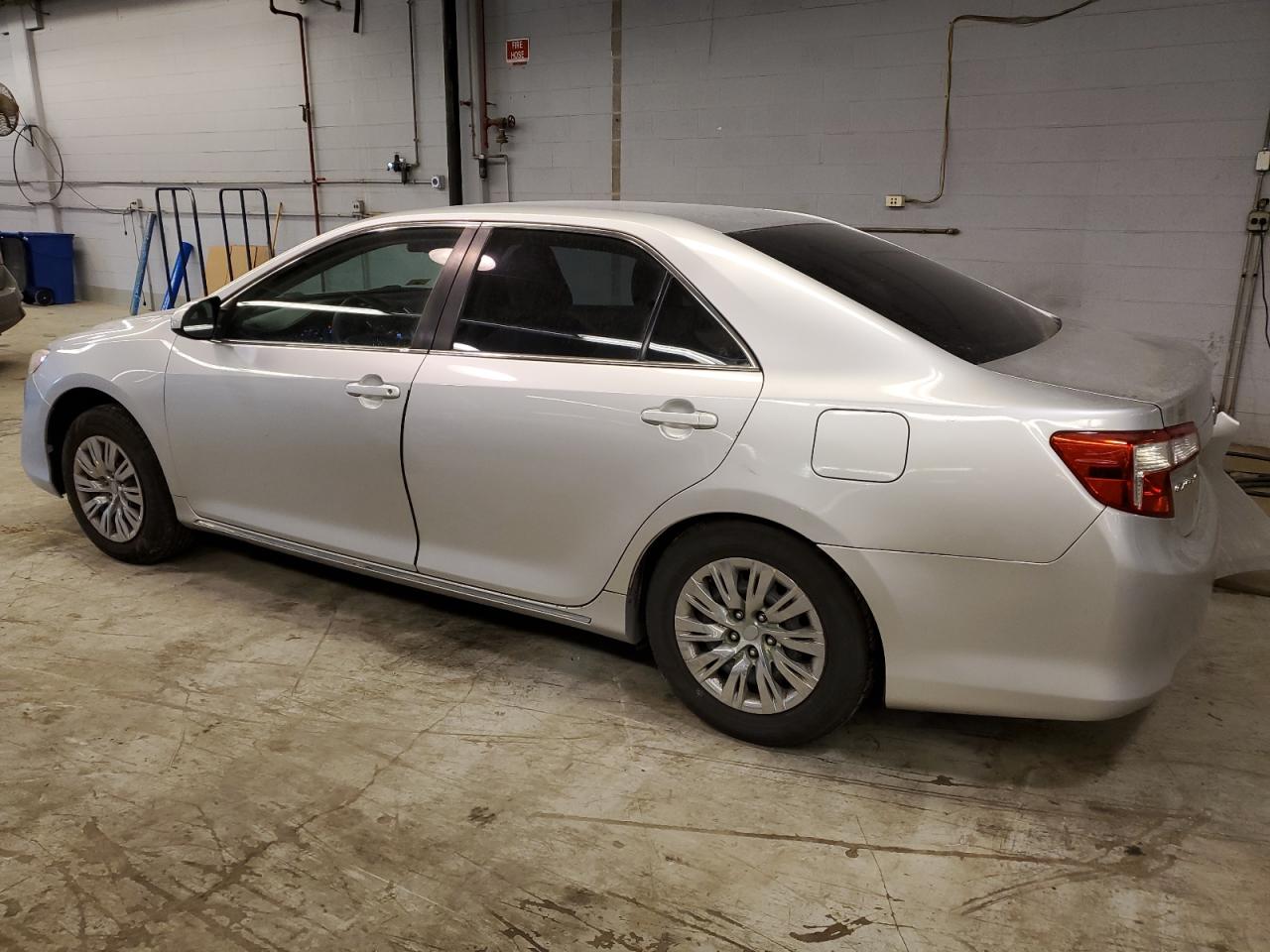 2014 Toyota Camry - Image 2