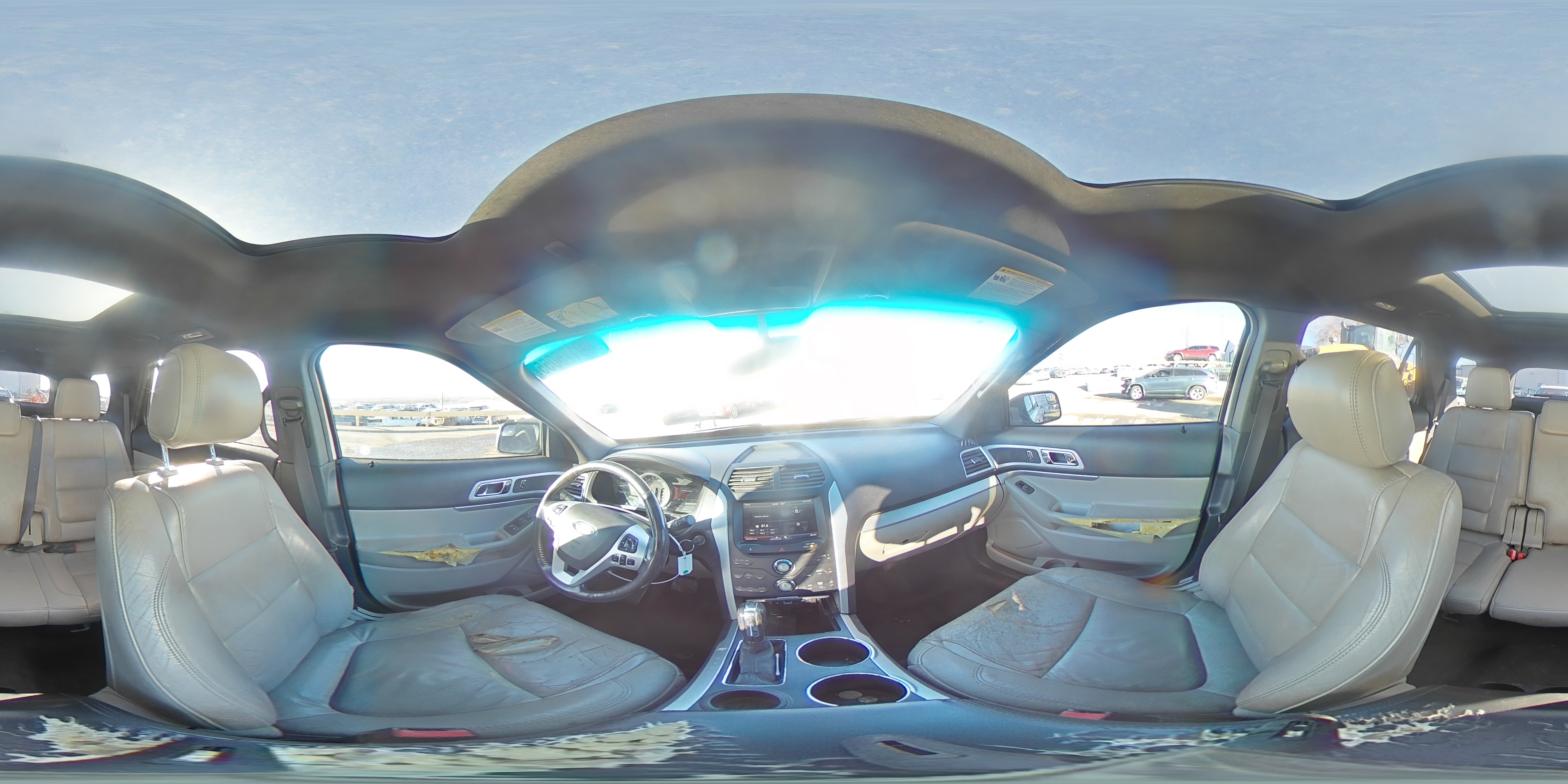 2012 Ford Explorer - Image 15