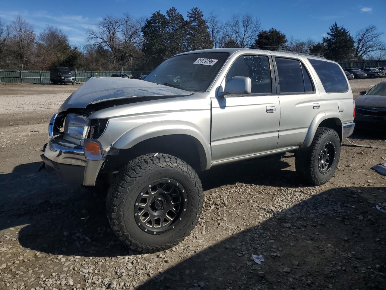 2001 Toyota 4Runner - Image 1