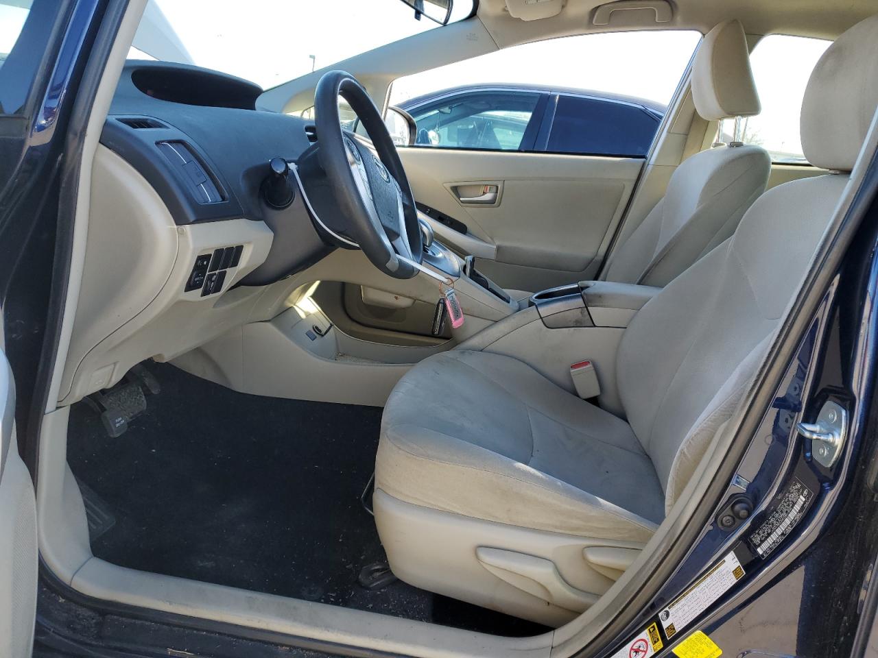 2014 Toyota Prius - Image 7