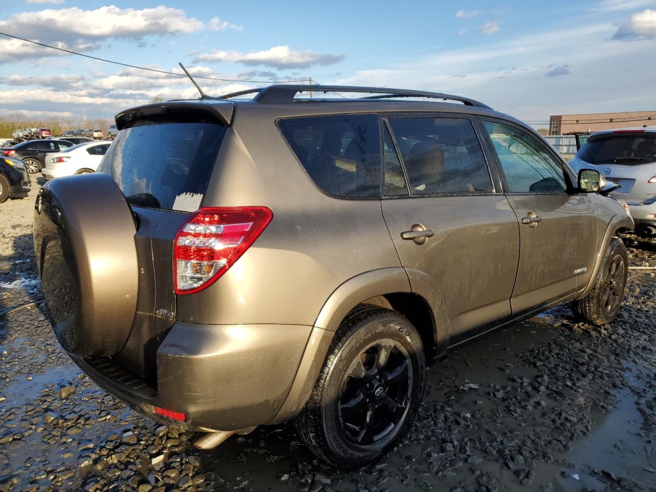 2011 Toyota RAV 4 - Image 3