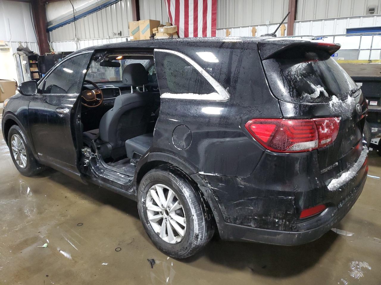 2019 Kia Sorento - Image 2