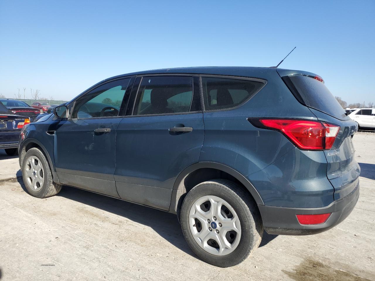 2019 Ford Escape - Image 2
