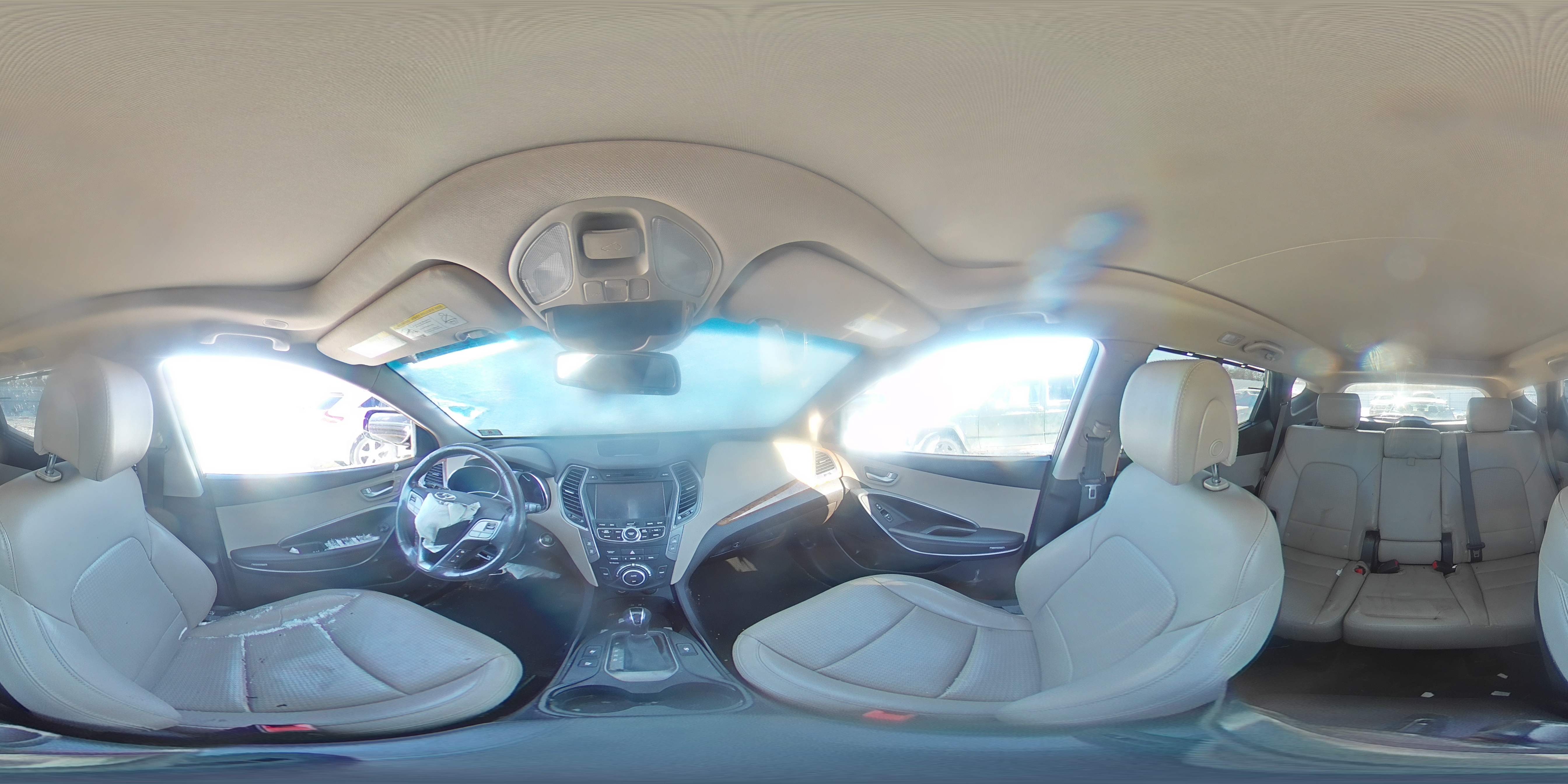 2014 Hyundai Santa Fe - Image 14