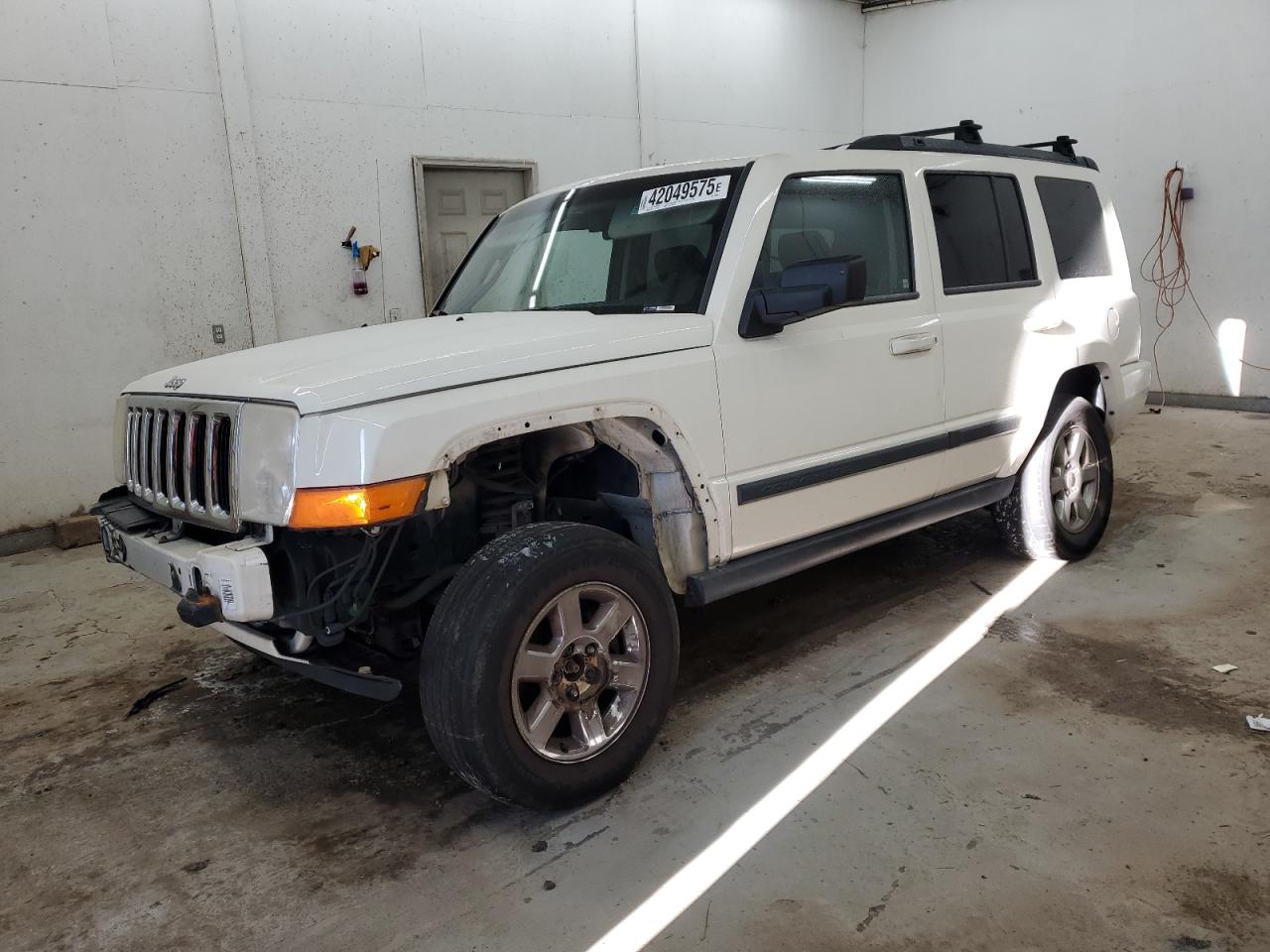 2007 Jeep Commander - Image 1
