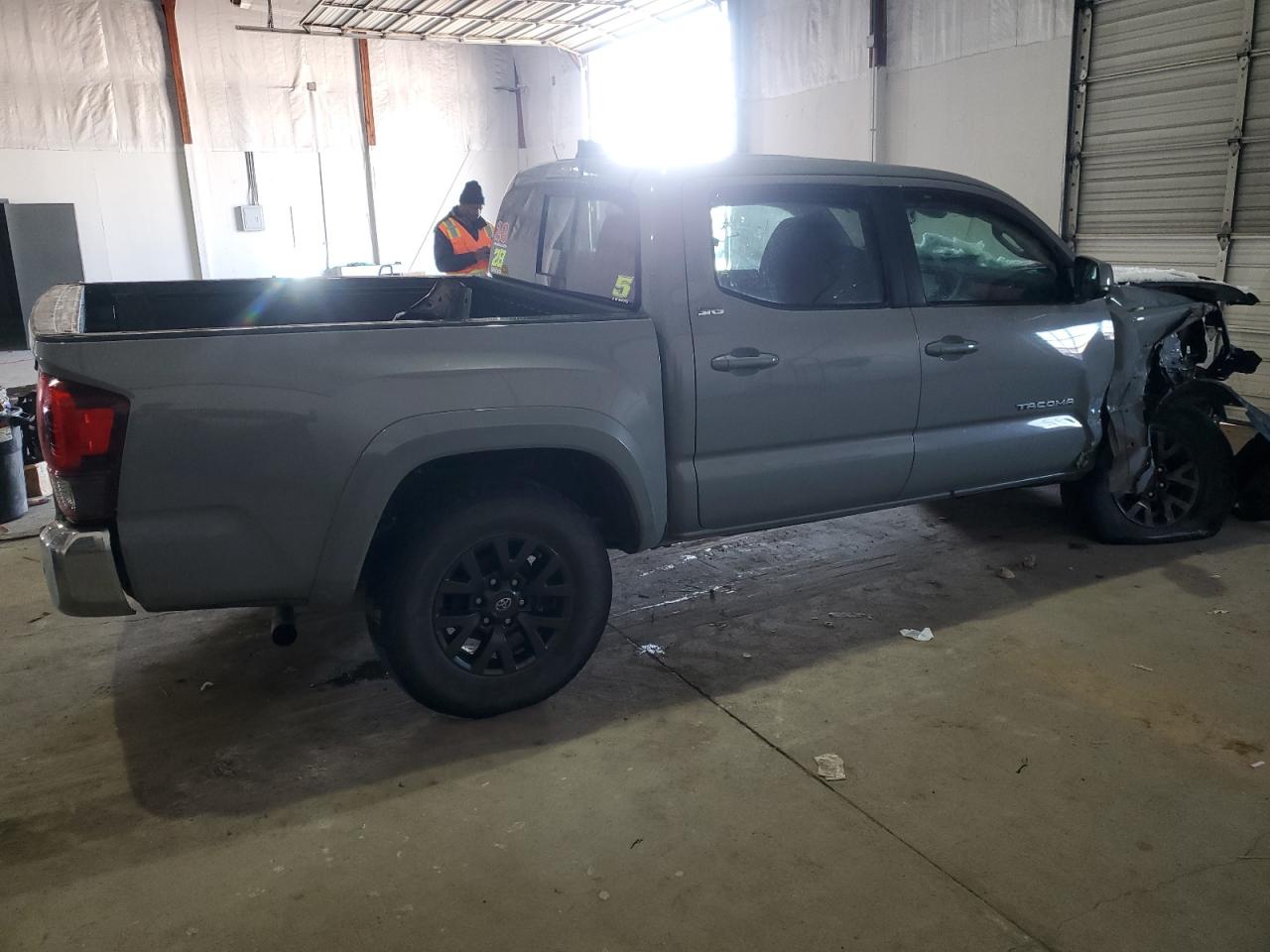 2021 Toyota Tacoma - Image 3
