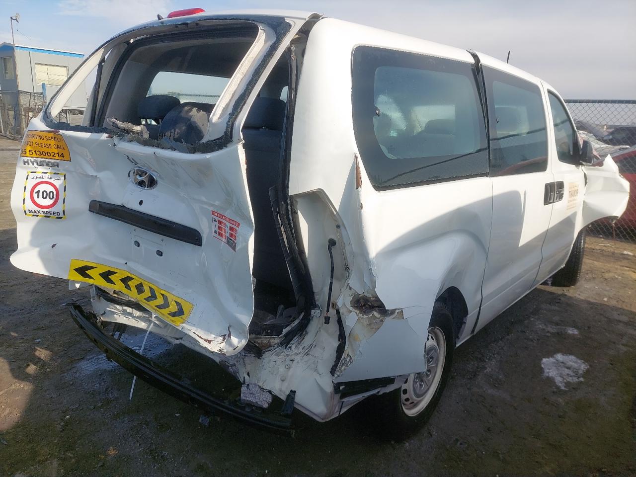 KMJWA37R3EU625046 - 2014 Hyundai H1 - #87518935
