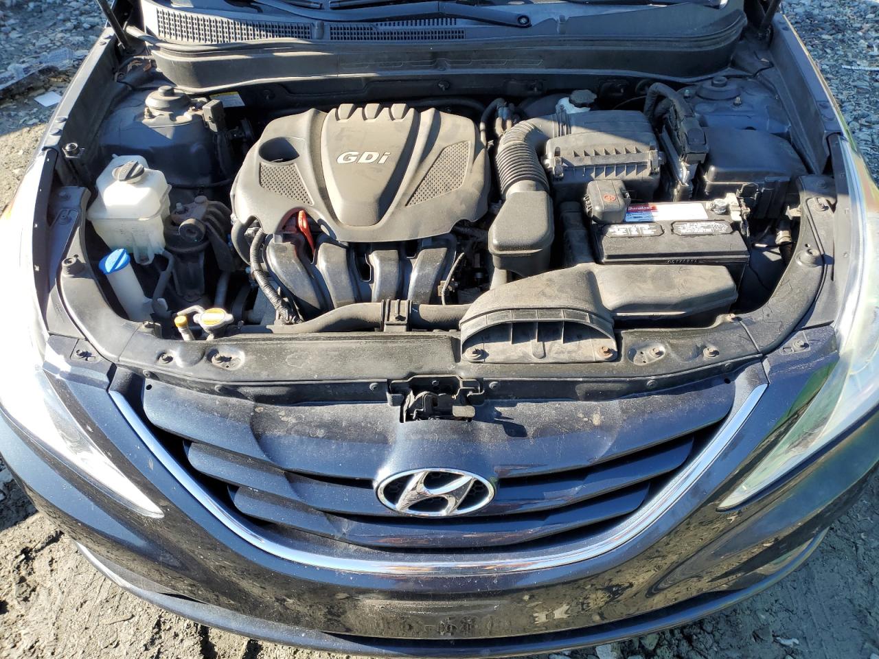 2012 Hyundai Sonata - Image 11