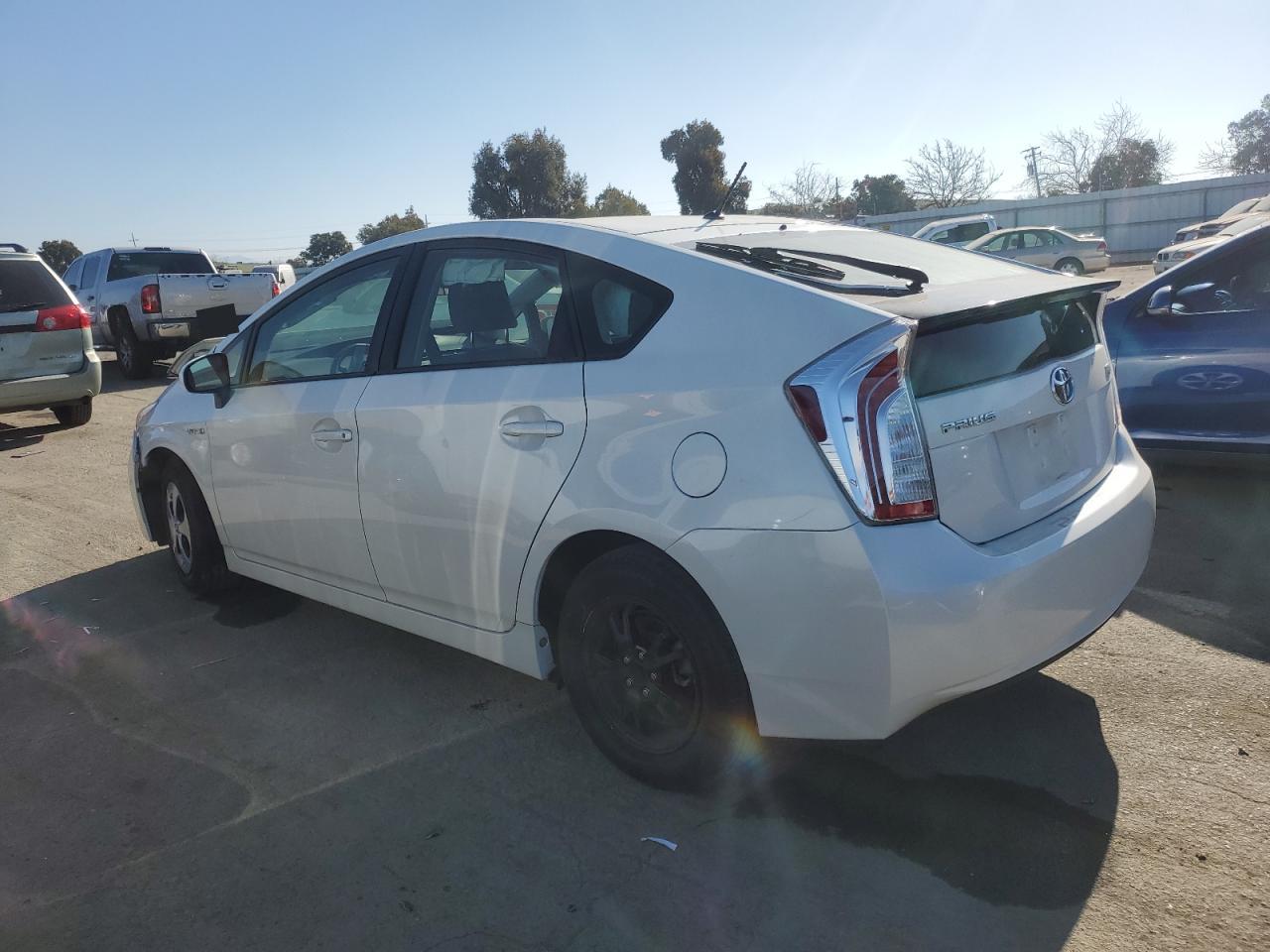 2014 Toyota Prius - Image 2