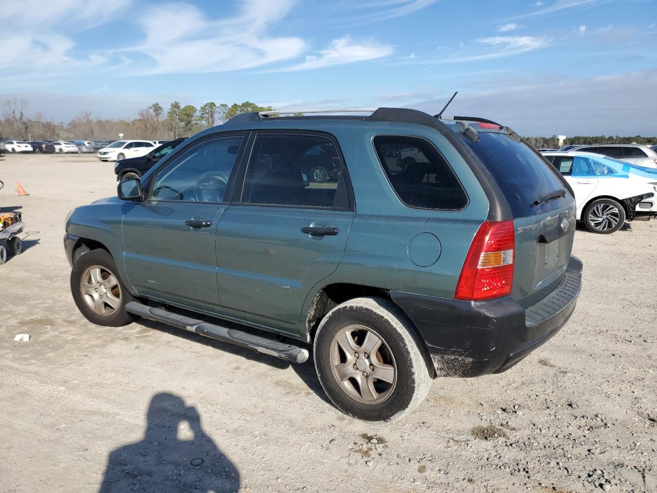 2006 Kia Sportage - Image 2