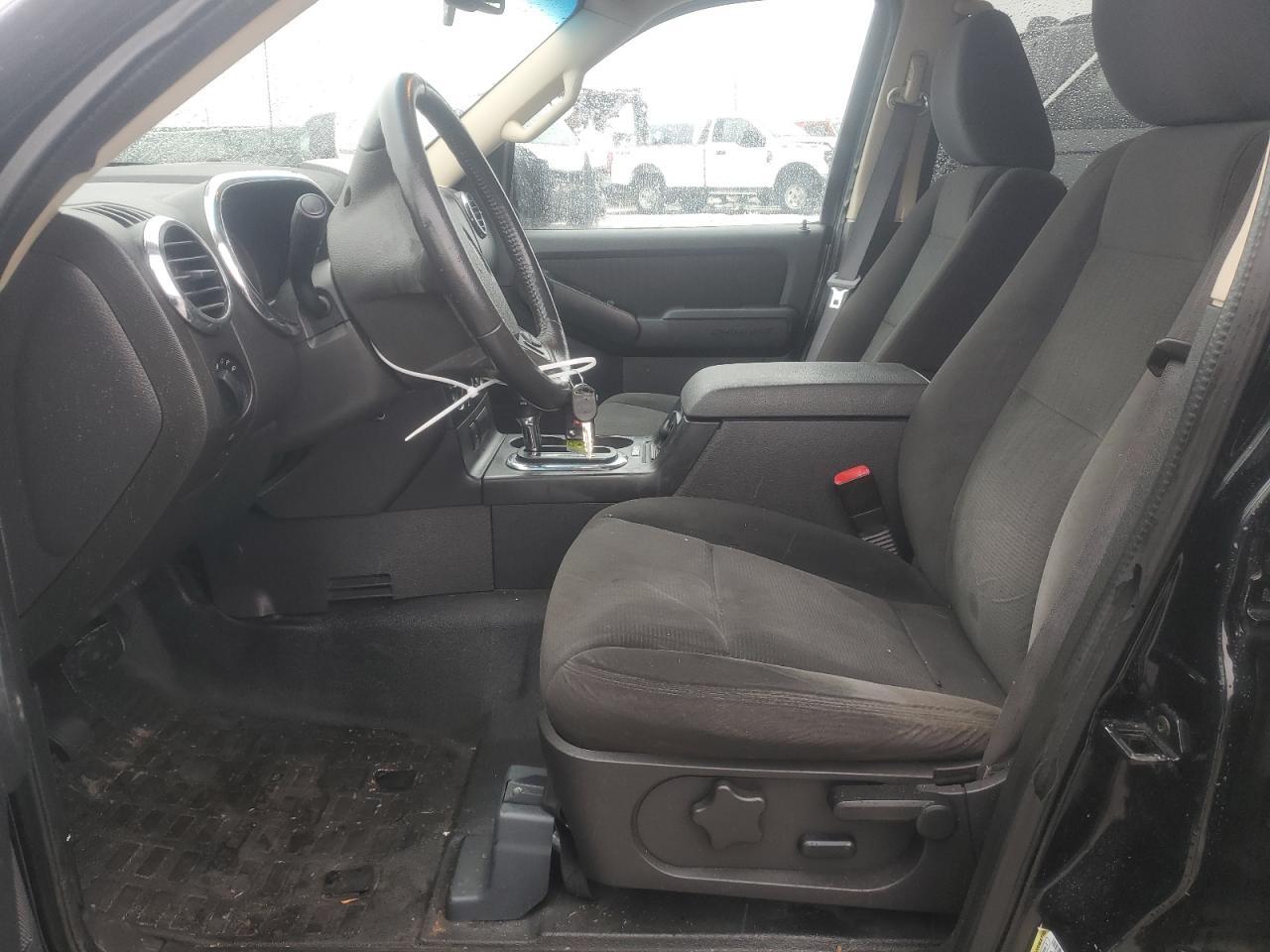 2010 Ford Explorer - Image 7