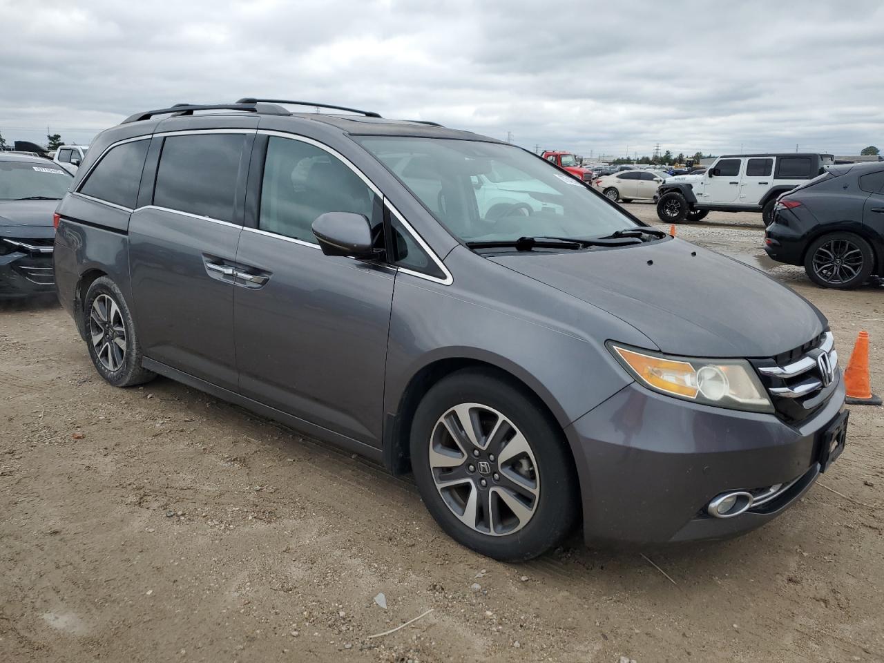 VIN 5FNRL5H91EB016960 2014 HONDA ODYSSEY no.6