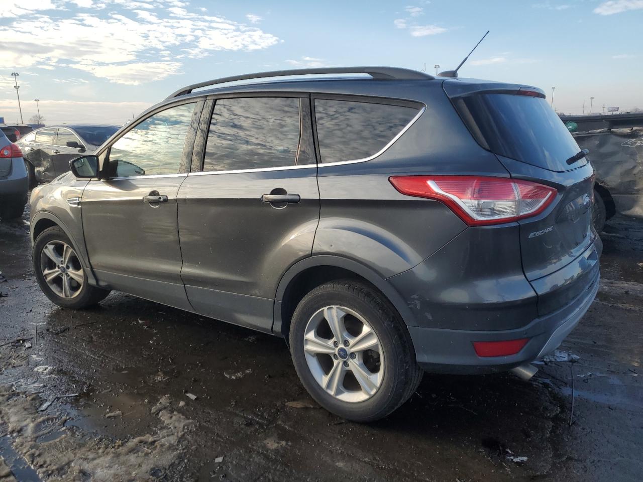 2016 Ford Escape - Image 2