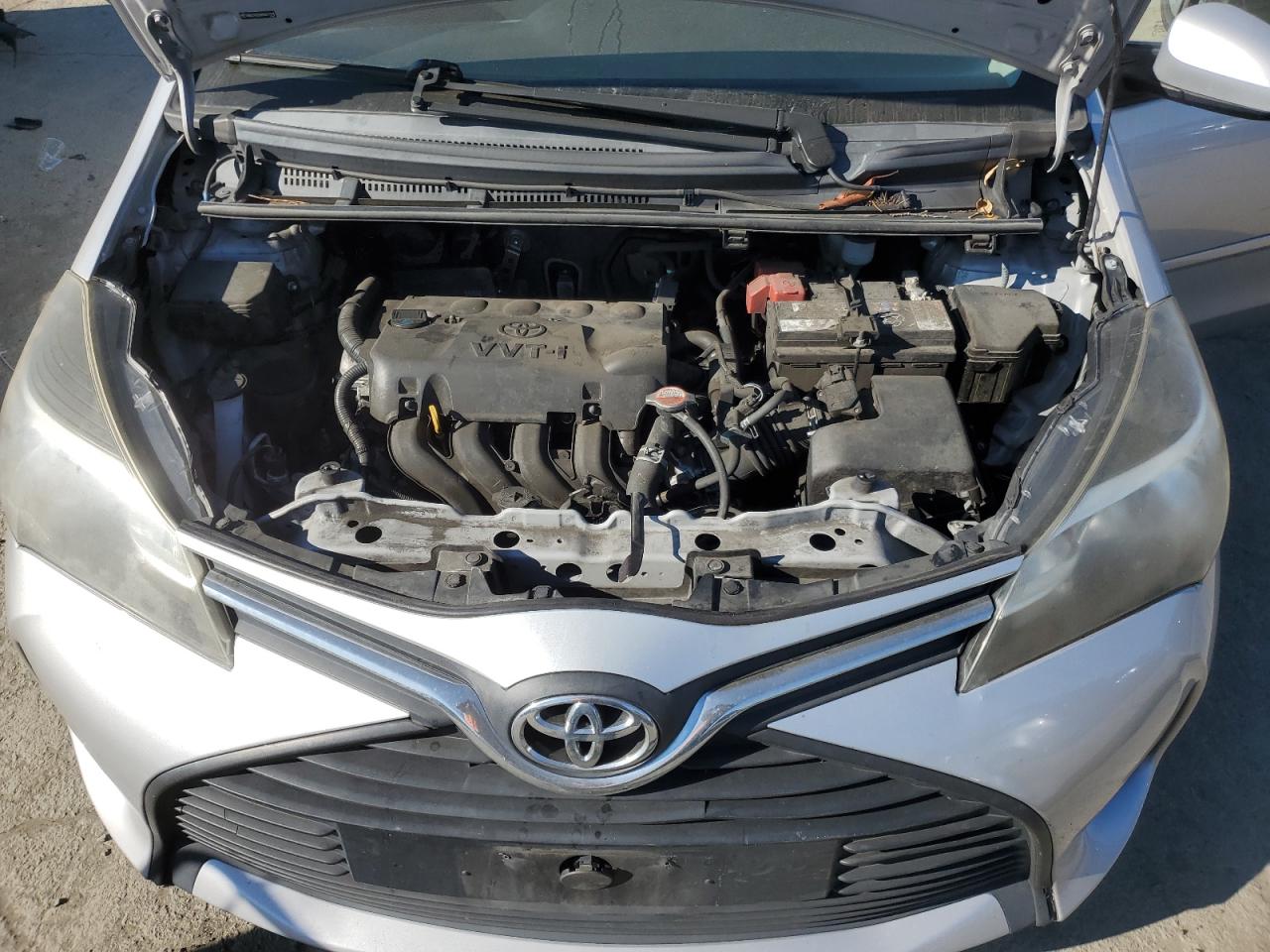 2017 Toyota Yaris - Image 11