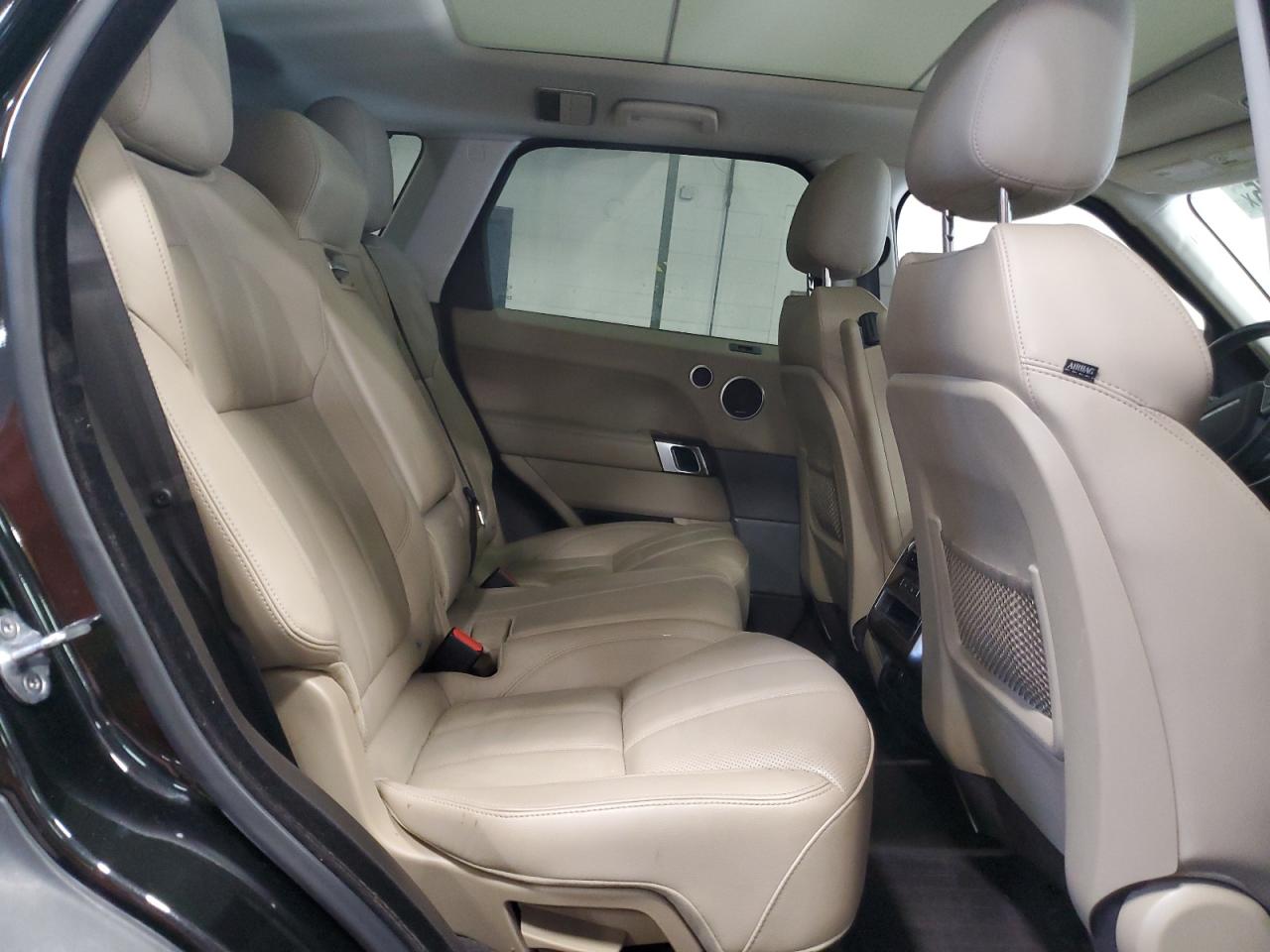 2016 Land Rover Range Rover - Image 11