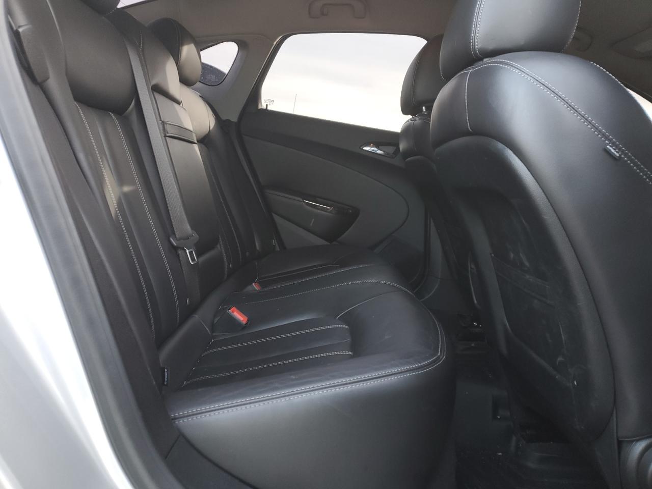 2012 Buick Verano - Image 10