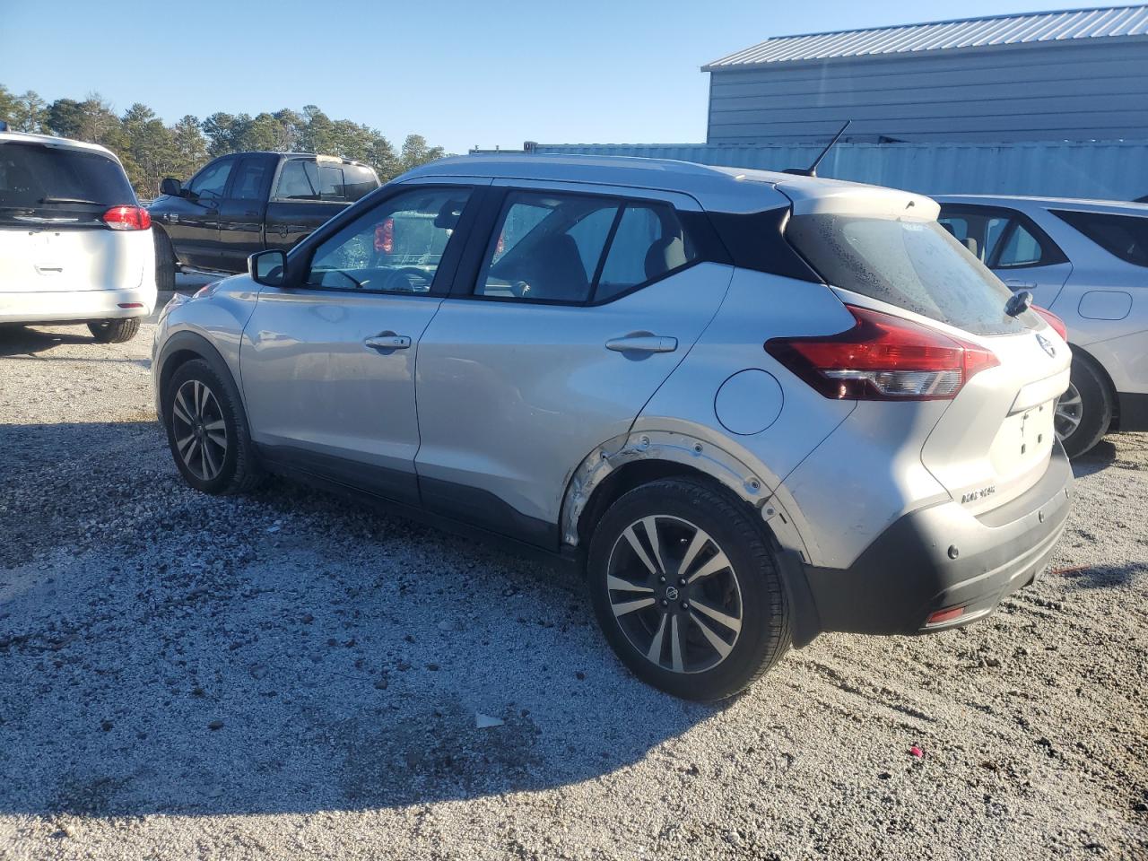 2020 Nissan Kicks - Image 2