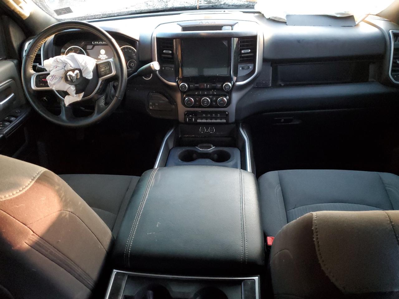 2022 RAM 3500 - Image 8