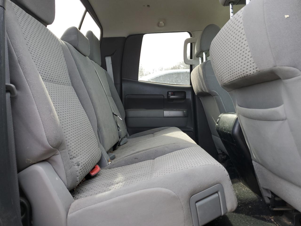 2012 Toyota Tundra - Image 10