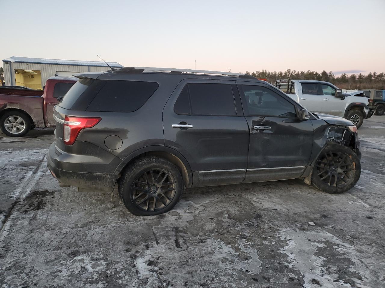 2015 Ford Explorer - Image 3